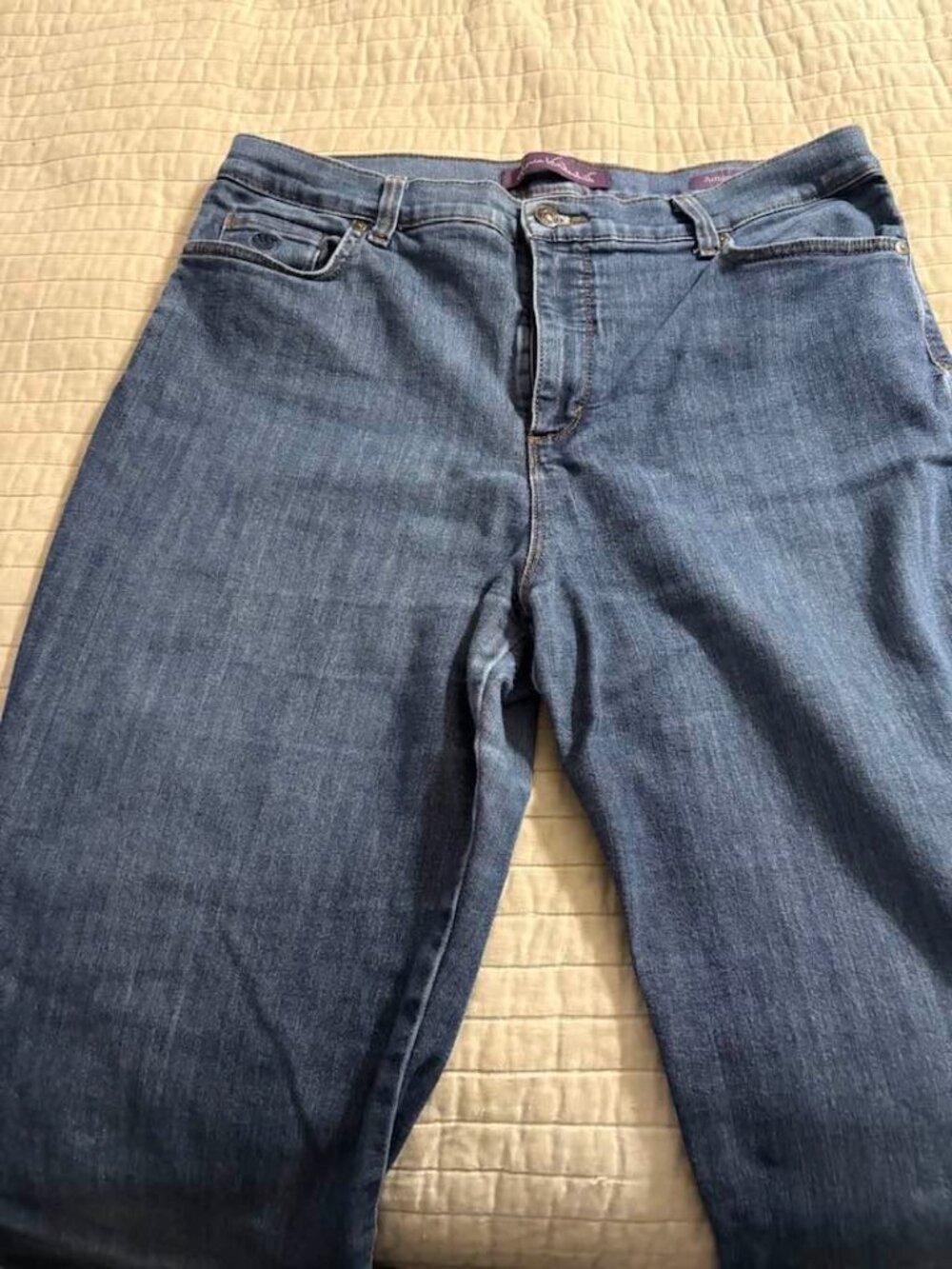 Gloria Vanderbilt Amanda Jeans